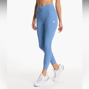 Vuori Daily Legging (with minor defect)